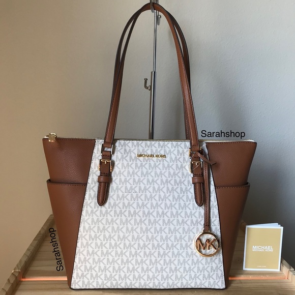 🌼Michael Kors Set